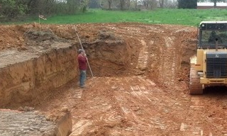 Выкопать котлован под фундамент в Лянторе - от 2636 руб. | 2Землекопа-Лнт